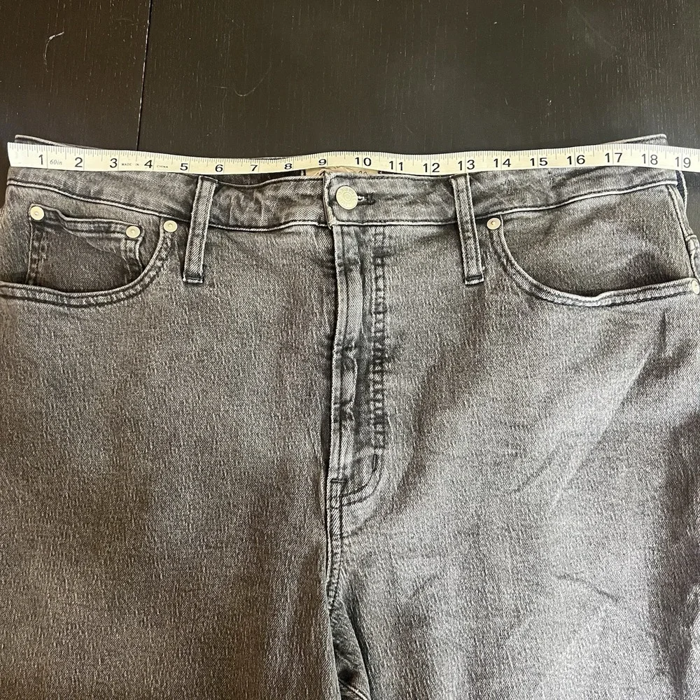 Madewell The Curvy‎ Perfect Vintage Jean Size 33 Gray Straight Leg Stretch